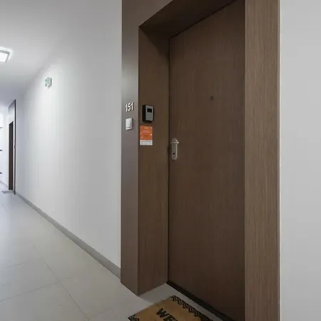 Vermelo View By Renters